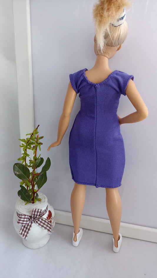 Curvy purple doll dress