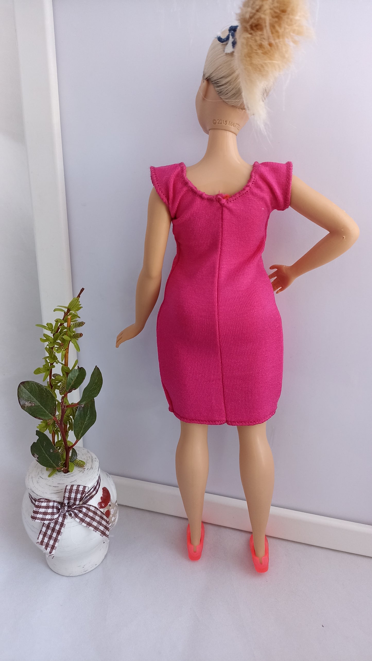 Curvy doll pink dress with lace, stretch
