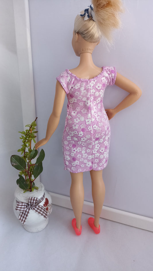 Curvy doll light pink dress, stretch.