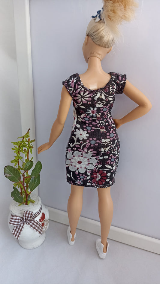 Curvy doll flowers pattern dress, stretch