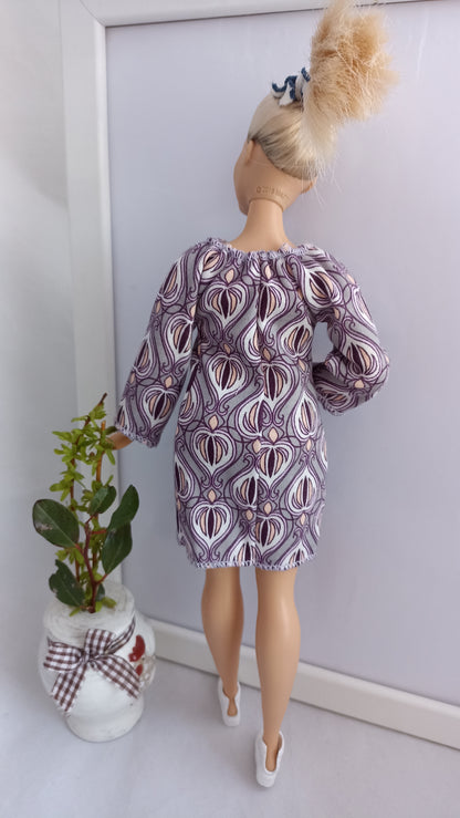 Curvy doll gray color with a pattern dress, stretch