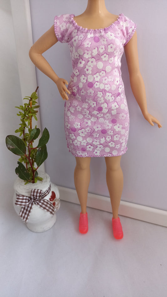 Curvy doll light pink dress, stretch.