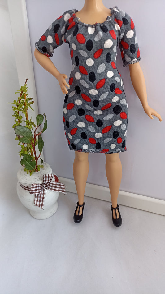 Curvy doll gray color with a pattern dress, stretch